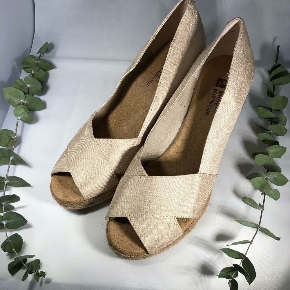 *WHITE MOUNTAIN* Ivory Matador Espadrille Wedges